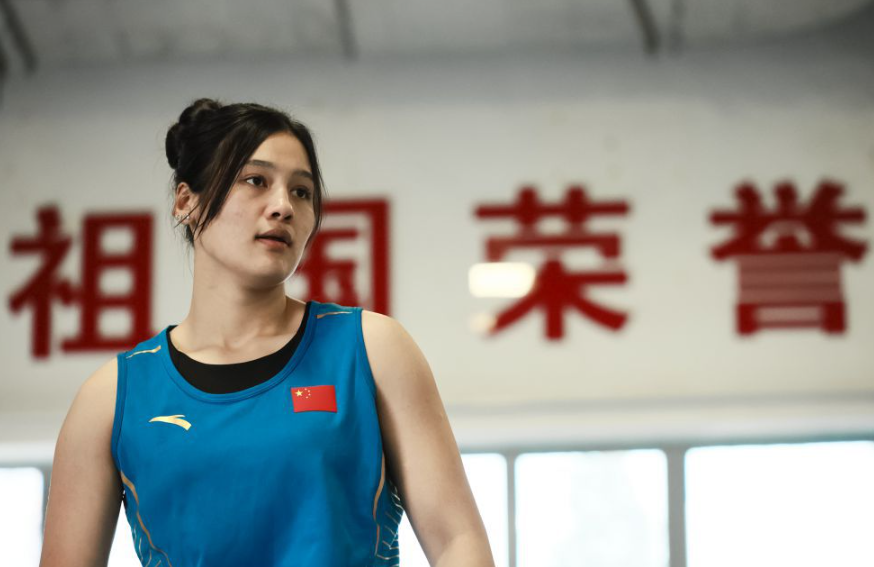 深入探讨b体育app官网的用户界面设计